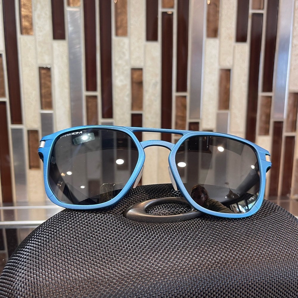 Oakley Latch Alpha sunglasses